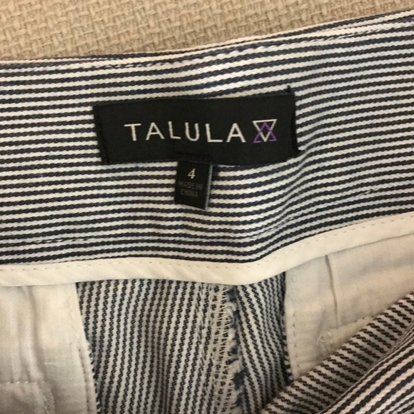 Aritzia: Talula navy/white striped shorts - Picture 5 of 5